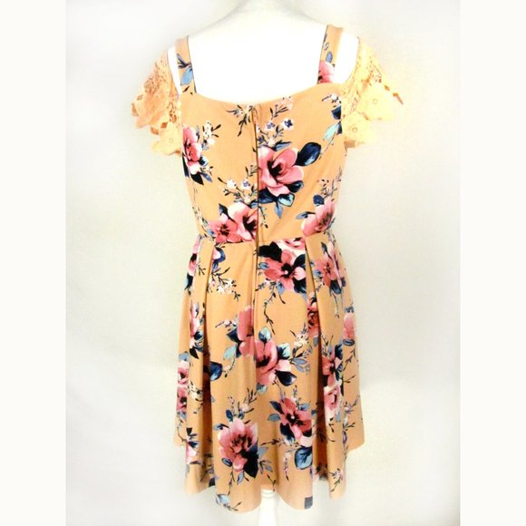 francesca's Dress Size M Multi Color Floral - Picture 5 of 5